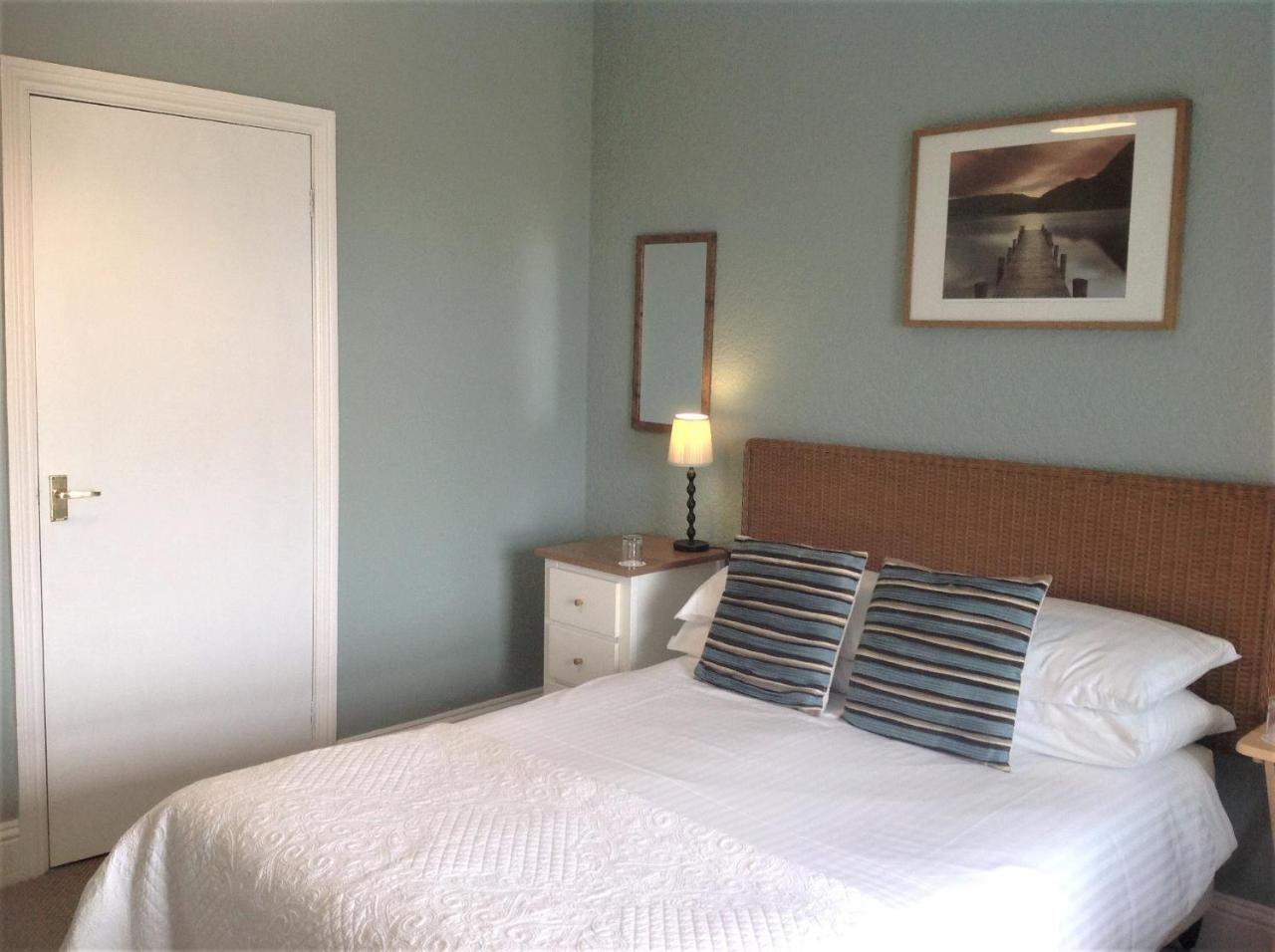 Endeavour Guest House Бармут Екстериор снимка