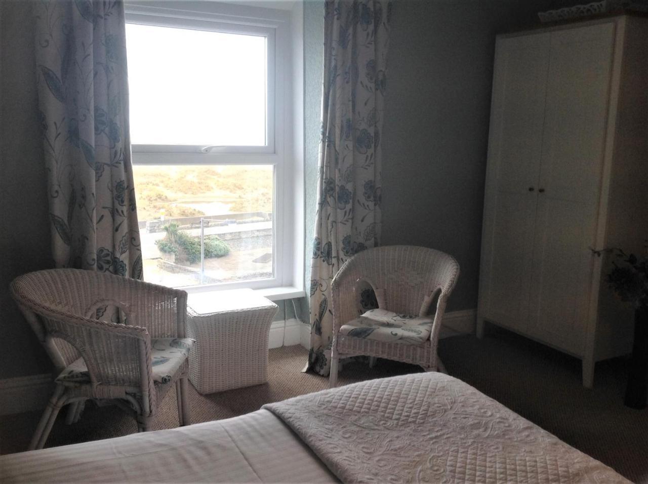 Endeavour Guest House Бармут Екстериор снимка